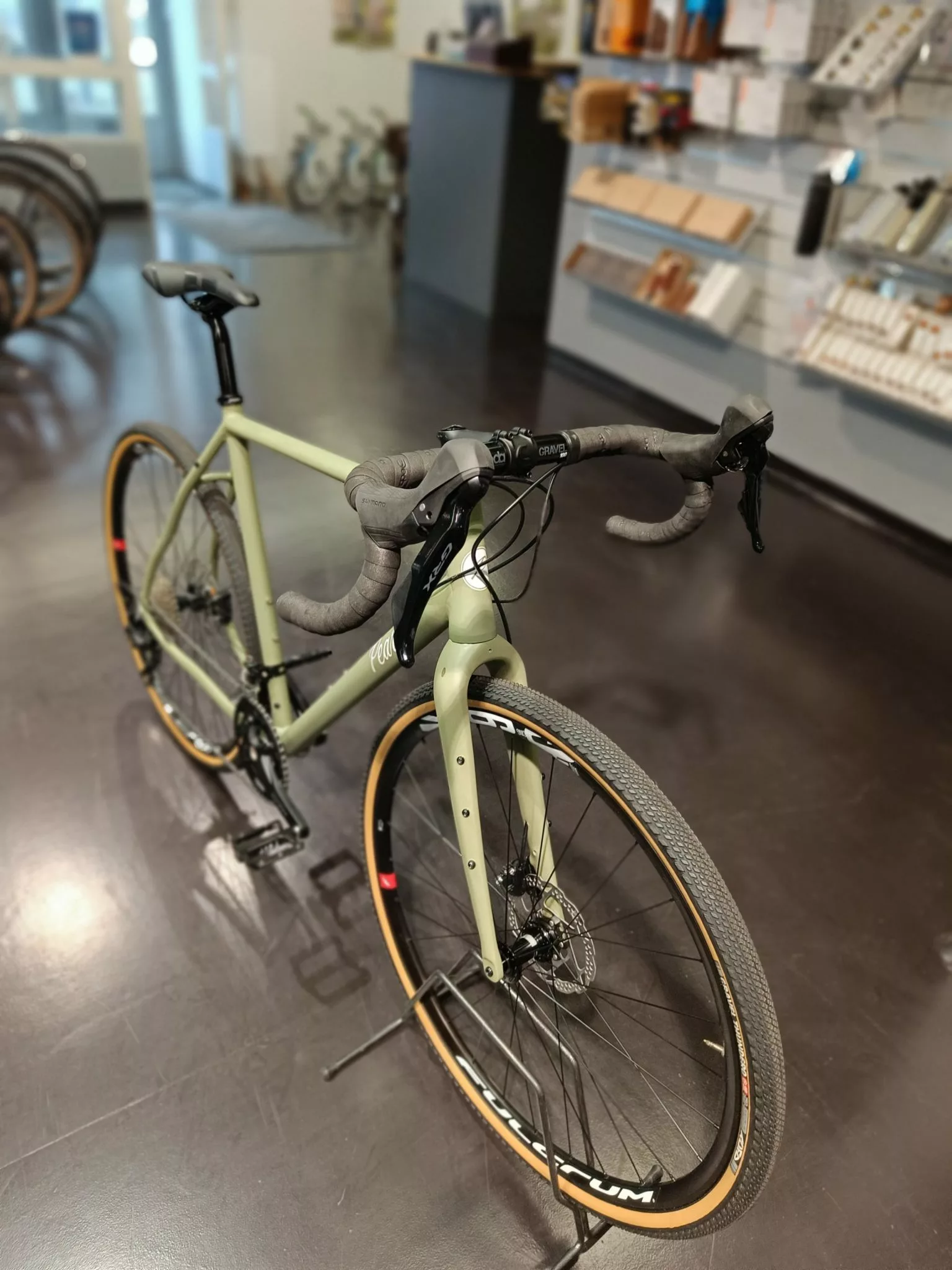 Shimano GRX 400 2x11-vaihteinen maastopyörä Pearl Gravel AL 400 - Polkupyörät - Image 2