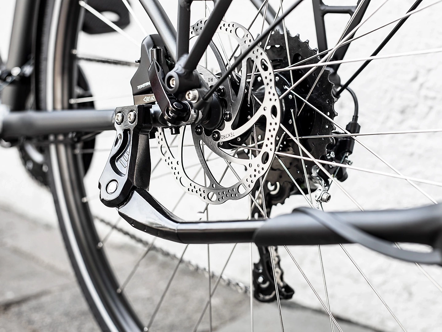 Trek FX 2 Disc Equipped - Kevyt ja Kestävä Kaupunkipyörä - Image 5