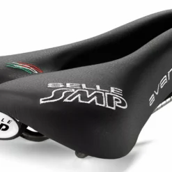 Selle SMP Avant MTB Ja Retkipyöräilysatula – Musta | Korkealaatuinen MTB-Satula