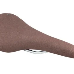 TREK Retro Kangas Satula – Ruskea | Korkealaatuinen ratsastussatula | Lisävarusteet/Satulat